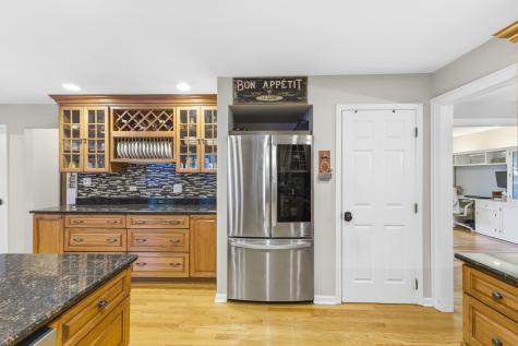 756 Oakwood Drive Frankfort IL 60423