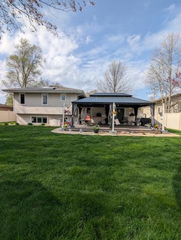 921 4H Road Ottawa IL 61350