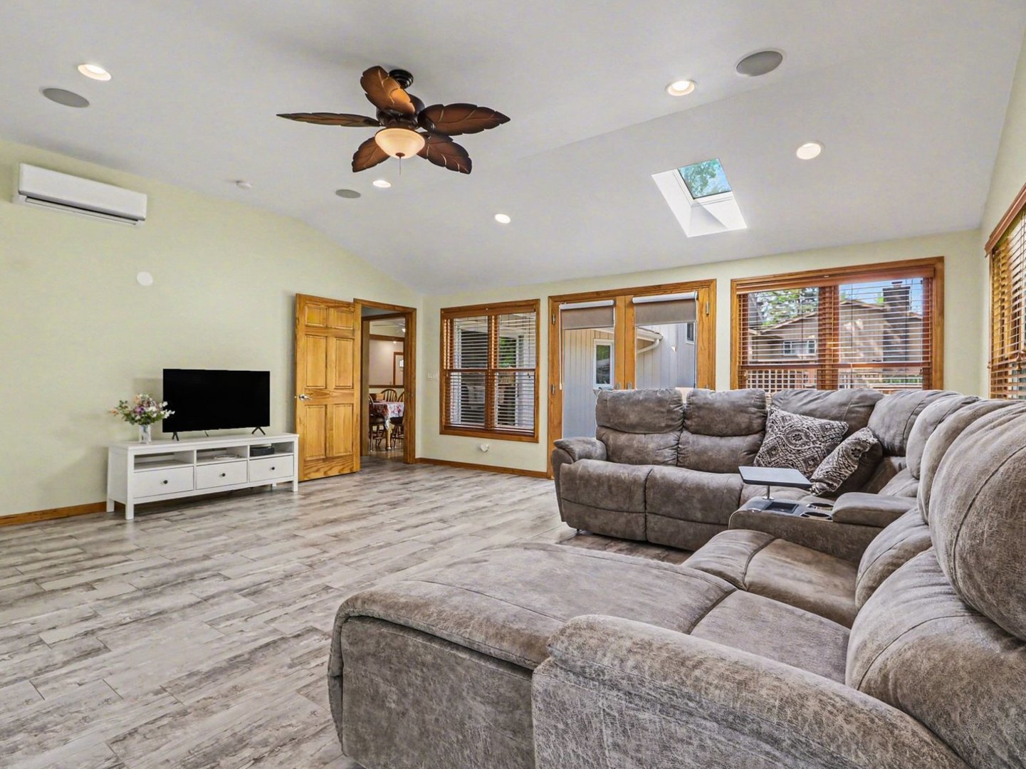10S287 Alma Lane Naperville IL 60564