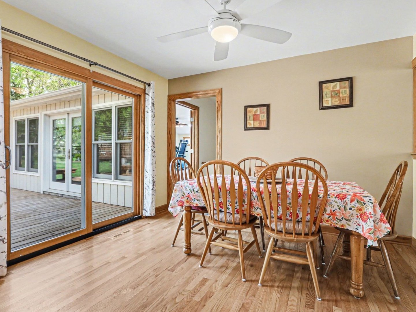 10S287 Alma Lane Naperville IL 60564