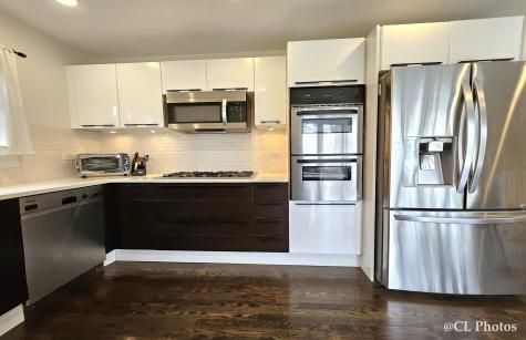 2313 Greenwood Road Glenview IL 60026