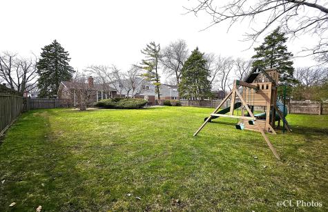 2313 Greenwood Road Glenview IL 60026