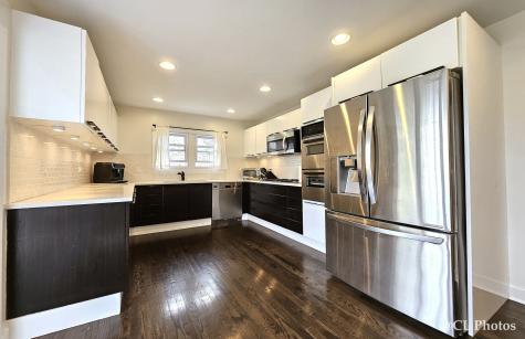 2313 Greenwood Road Glenview IL 60026
