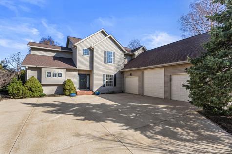 2804 Wedgewood Drive Champaign IL 61822