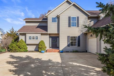 2804 Wedgewood Drive Champaign IL 61822