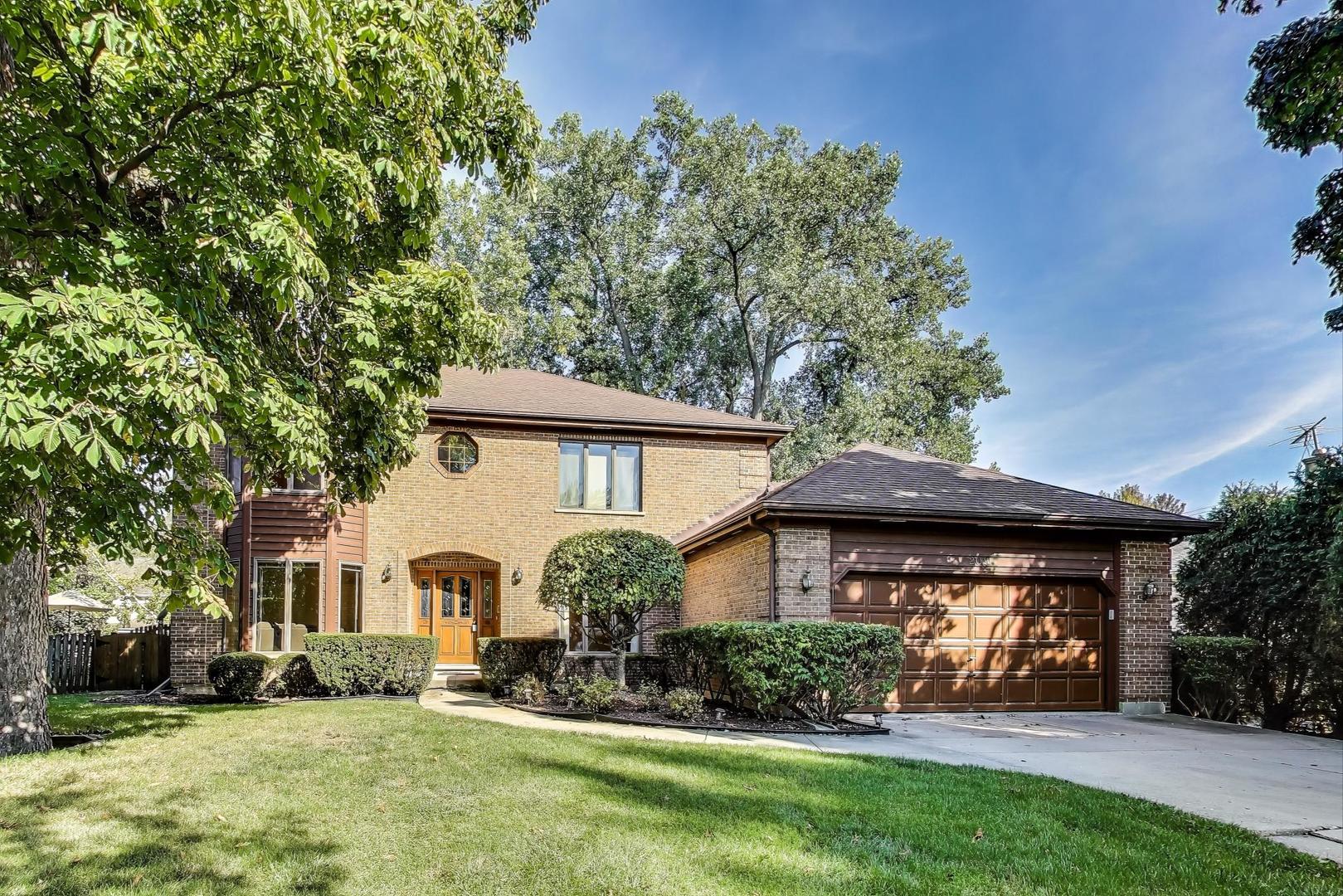 209 North Douglas Avenue Arlington Heights IL 60004