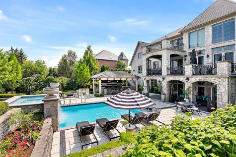 8611 Crest Court Burr Ridge IL 60527