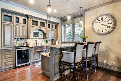 8611 Crest Court Burr Ridge IL 60527