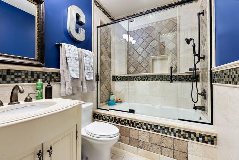 8611 Crest Court Burr Ridge IL 60527