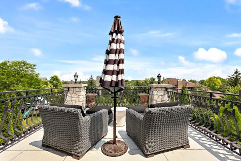 8611 Crest Court Burr Ridge IL 60527