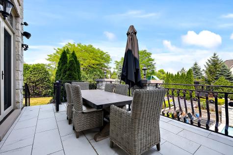 8611 Crest Court Burr Ridge IL 60527