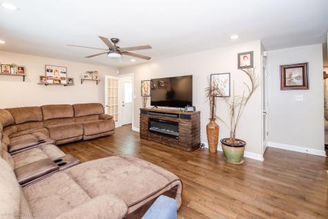 936 West Corning Road Beecher IL 60401