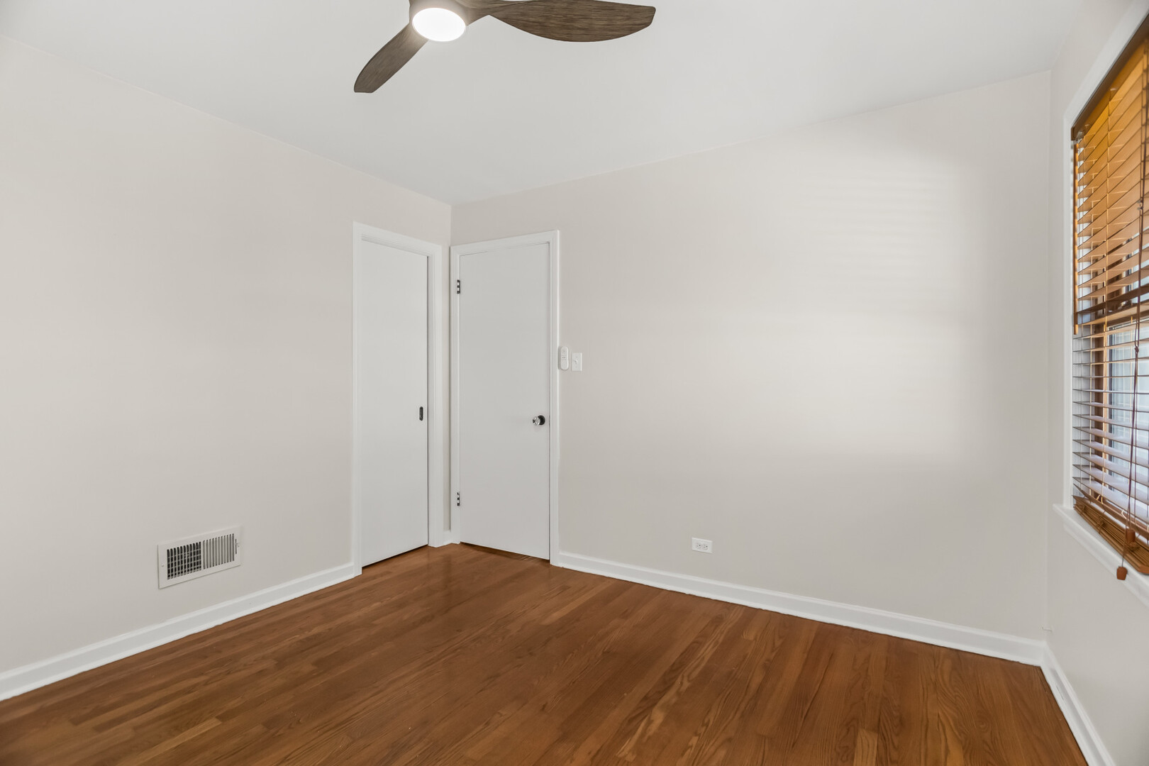 3923 West 106th Street Chicago IL 60638