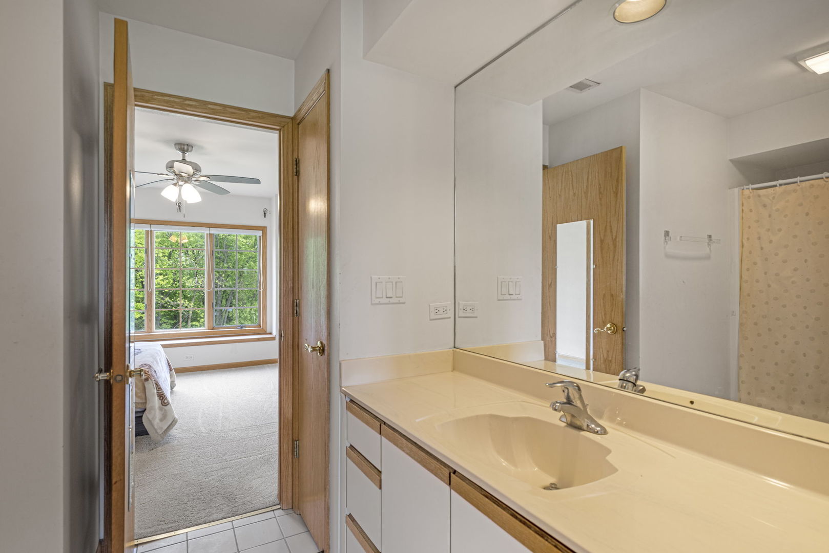 40322 North Golden Eagle Court Antioch IL 60002
