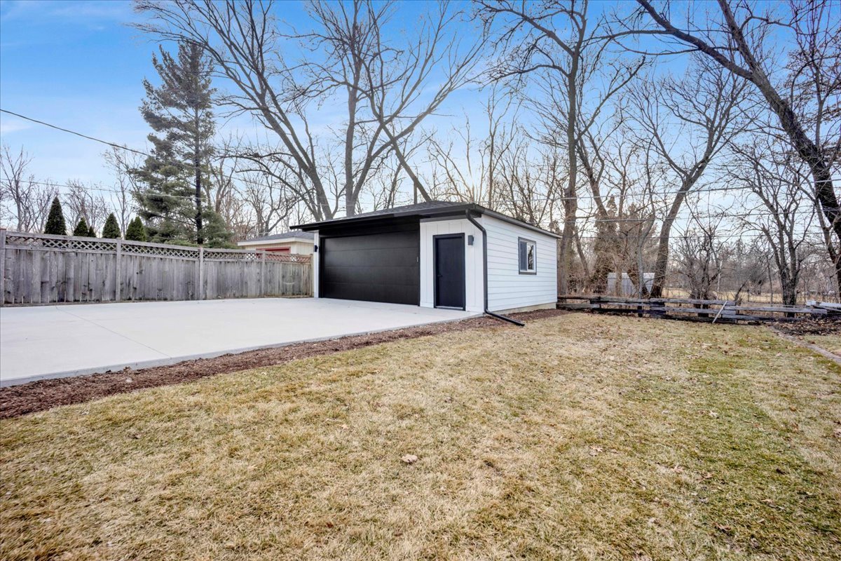 218 North Park Avenue Lombard IL 60148