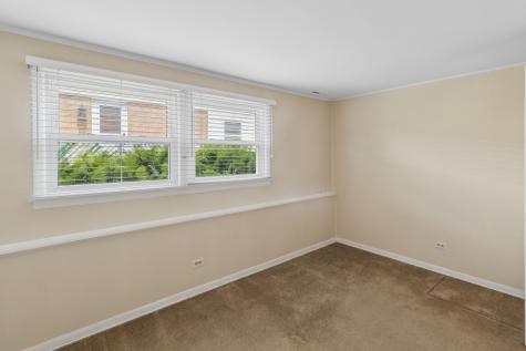 2012 East Cayuga Lane Mount Prospect IL 60056