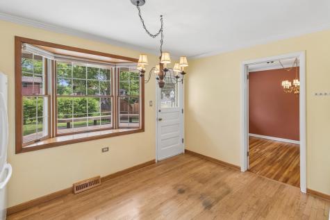 2012 East Cayuga Lane Mount Prospect IL 60056