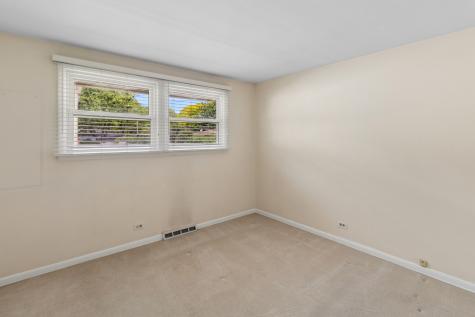 2012 East Cayuga Lane Mount Prospect IL 60056