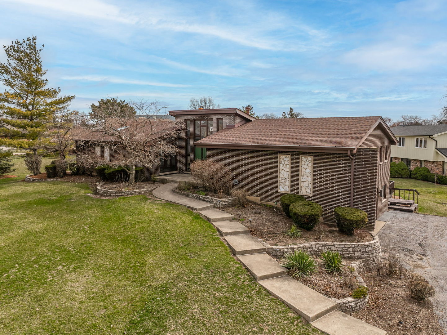 8405 Carriage Green Drive Darien IL 60561