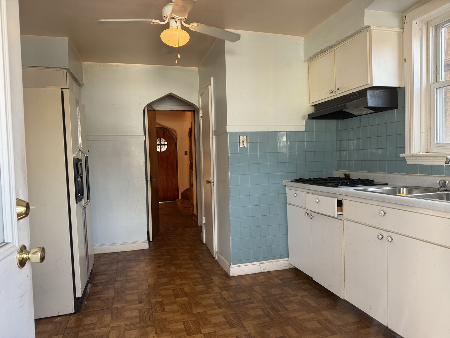 9134 South Paxton Avenue Chicago IL 60617