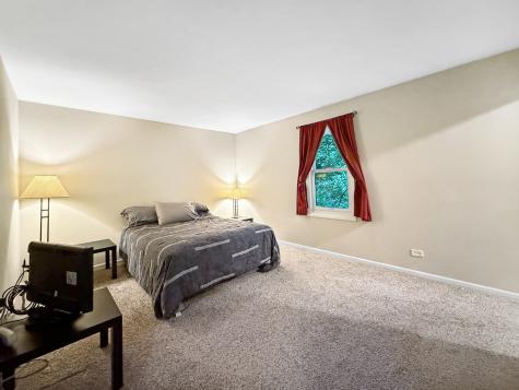 2110 Fairview Avenue Fox River Grove IL 60021
