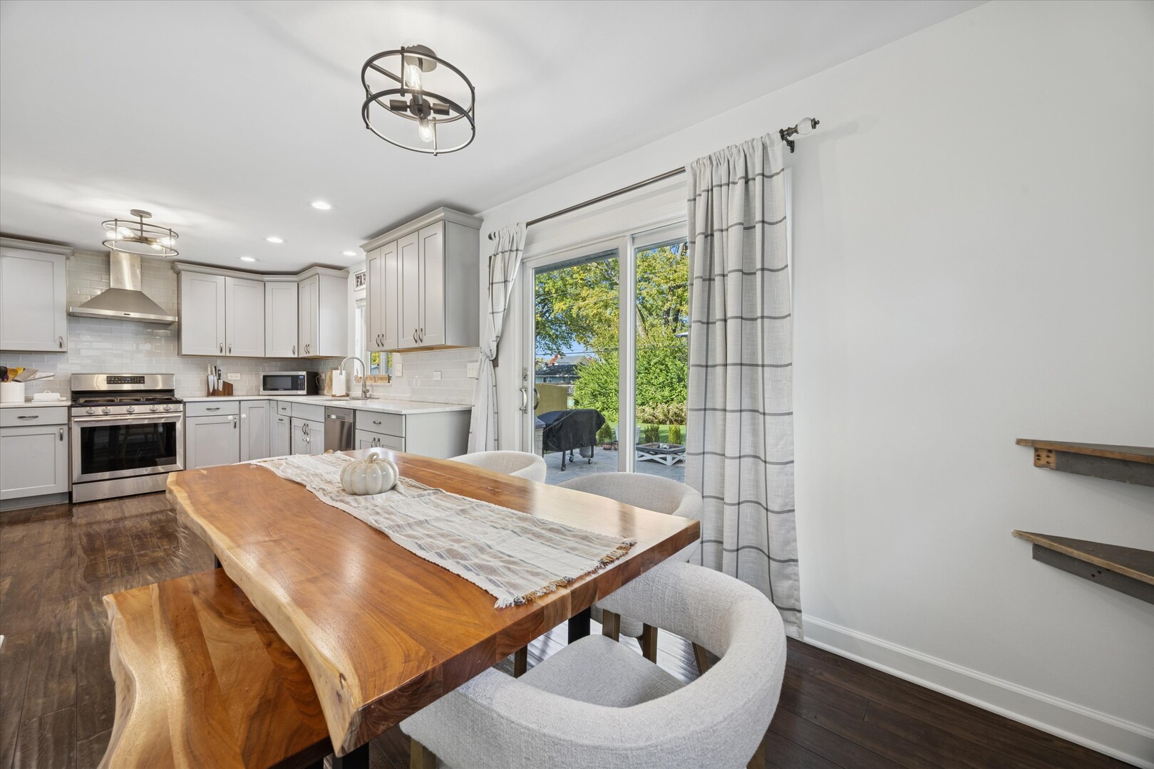 1048 East 8th Street Lockport IL 60441