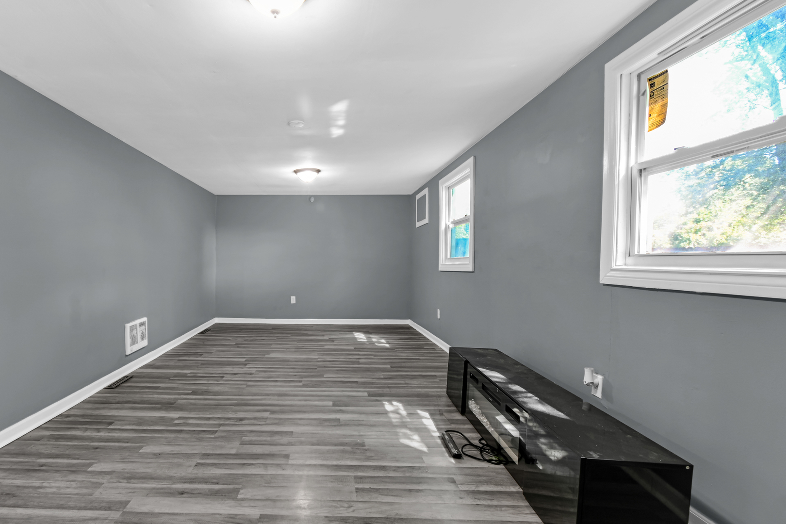 13249 South Vernon Avenue Chicago IL 60827