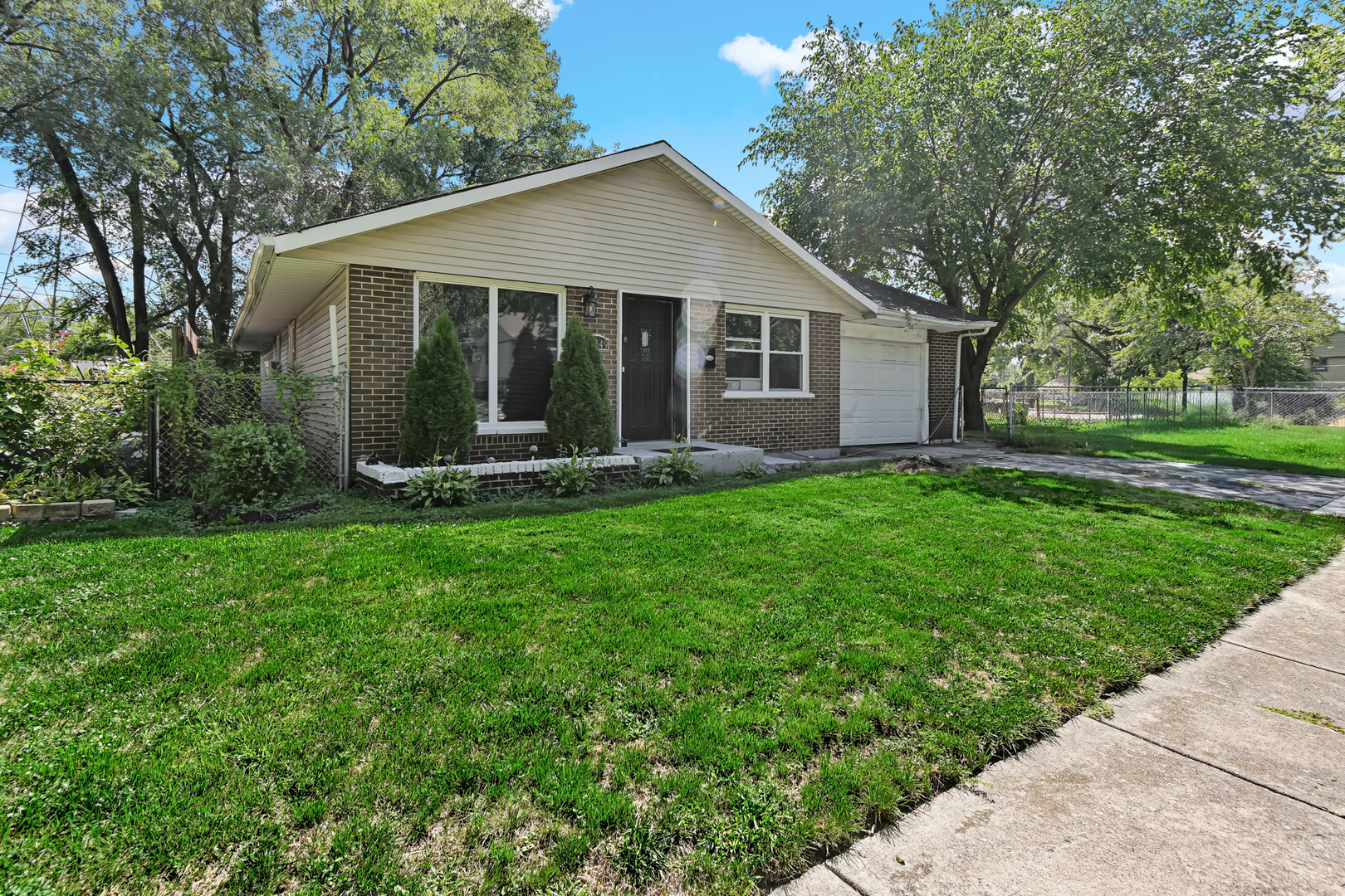 13249 South Vernon Avenue Chicago IL 60827