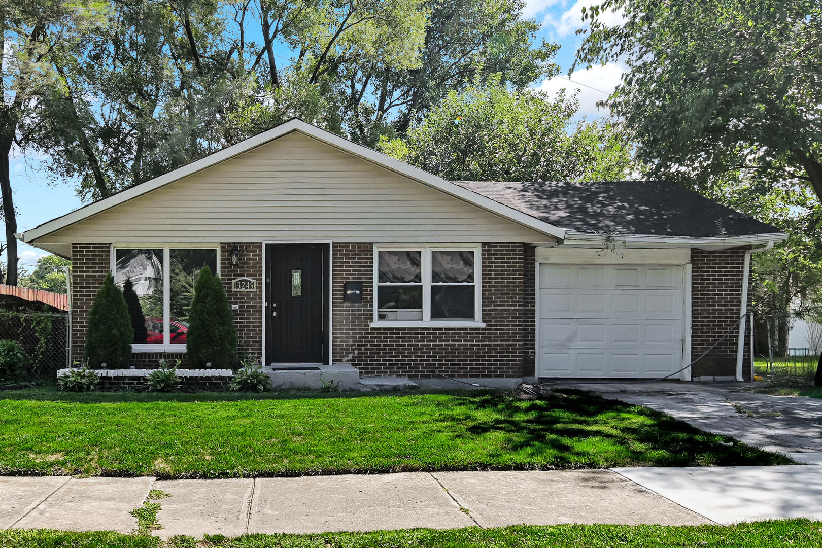 13249 South Vernon Avenue Chicago IL 60827