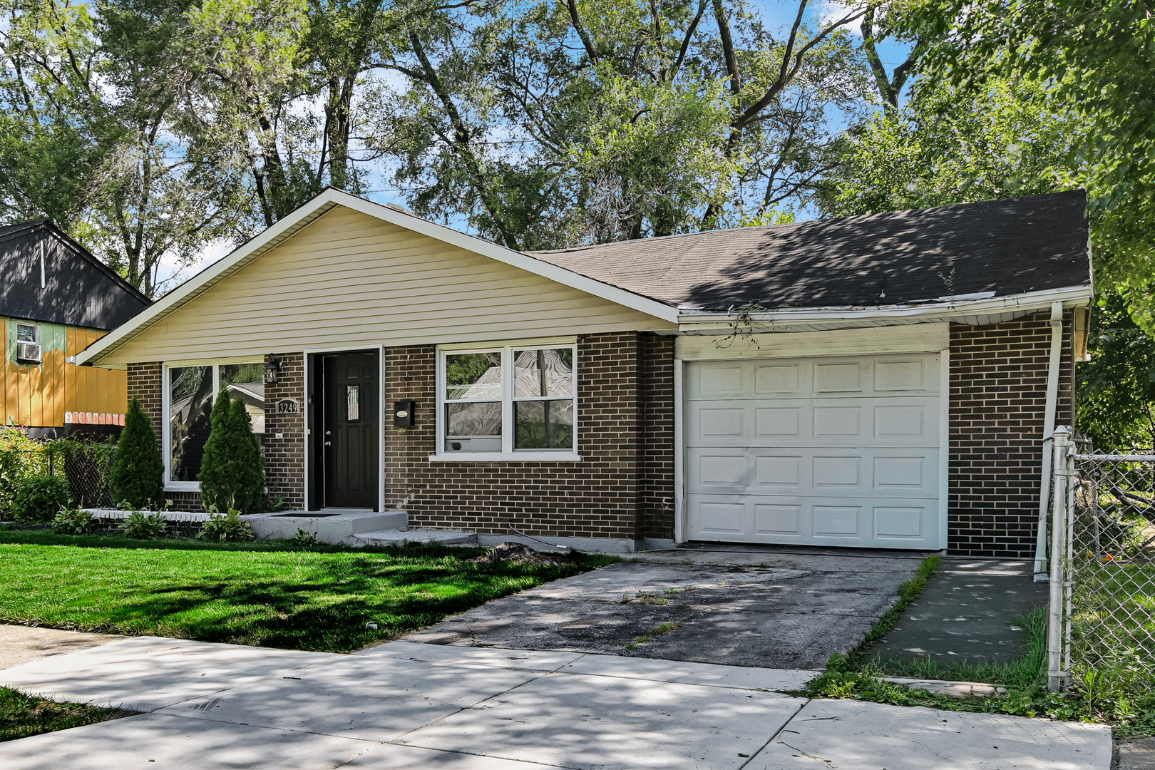 13249 South Vernon Avenue Chicago IL 60827