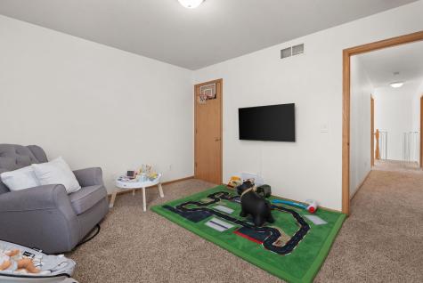 137 Lamplighter Loop Poplar Grove IL 61065