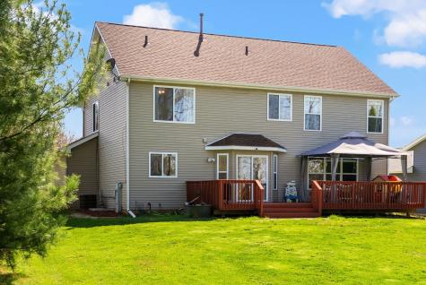 137 Lamplighter Loop Poplar Grove IL 61065