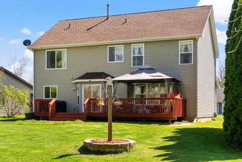 137 Lamplighter Loop Poplar Grove IL 61065