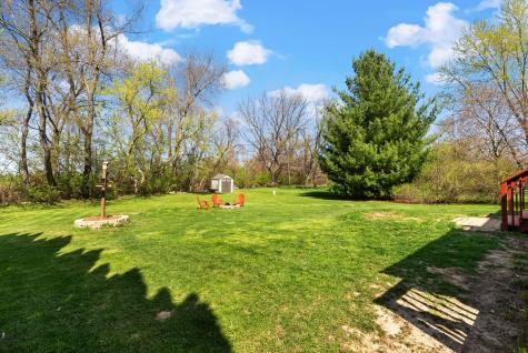 137 Lamplighter Loop Poplar Grove IL 61065