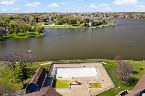 137 Lamplighter Loop Poplar Grove IL 61065