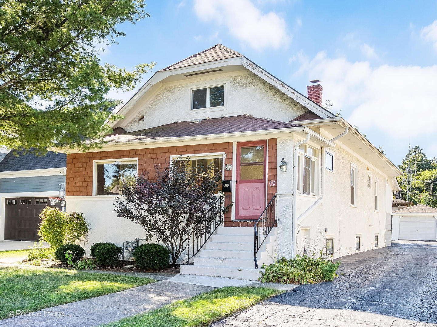 196 North Walnut Street Elmhurst IL 60126