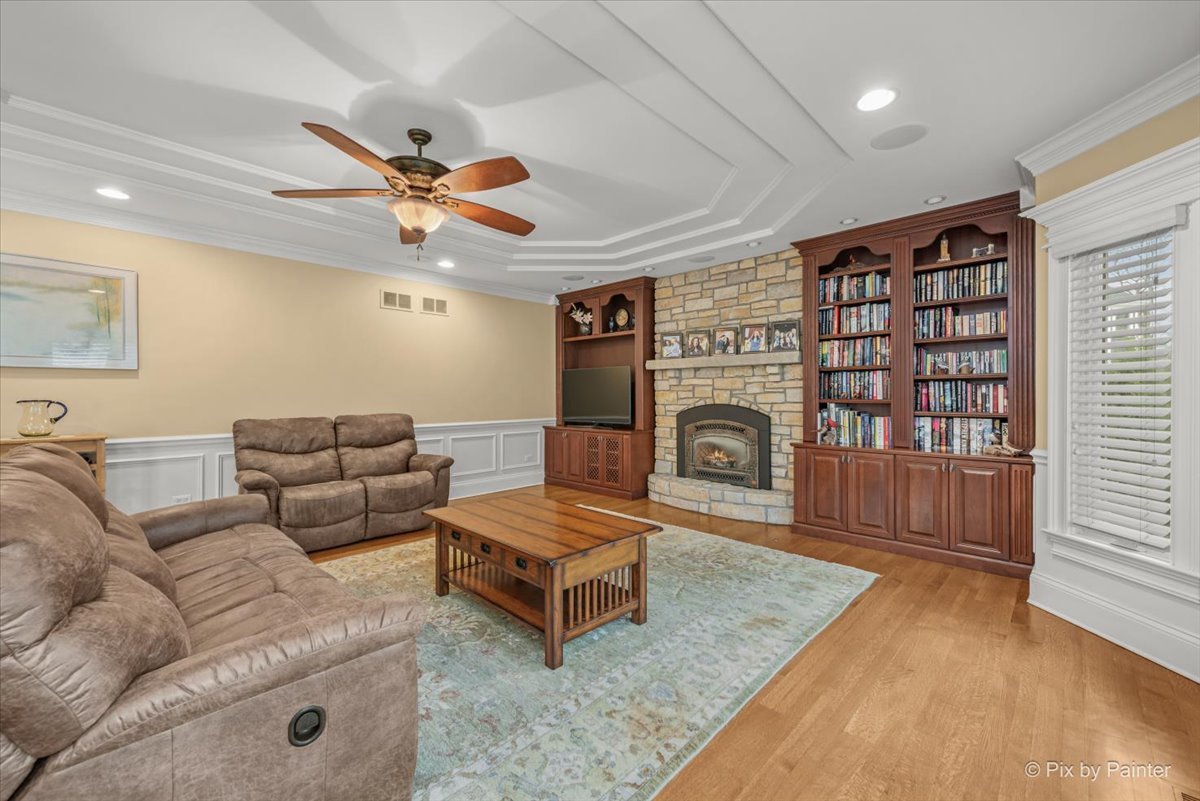 434 West Benton Avenue Naperville IL 60540