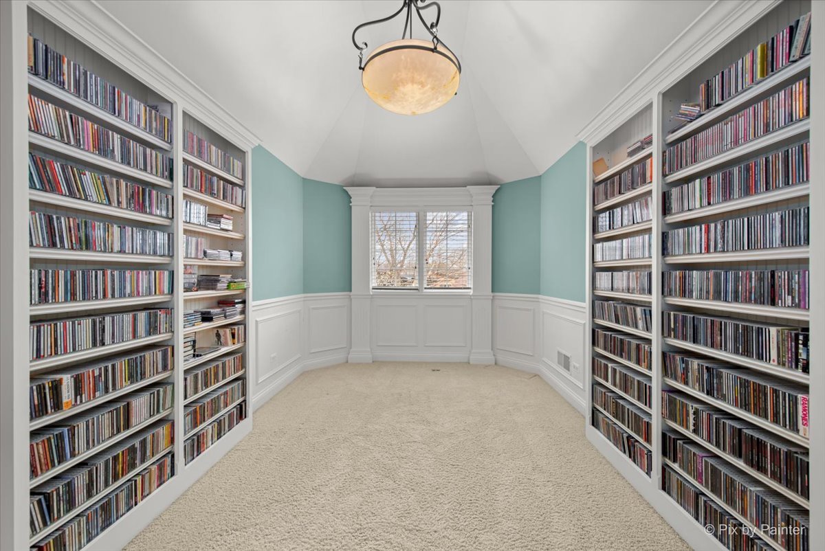 434 West Benton Avenue Naperville IL 60540