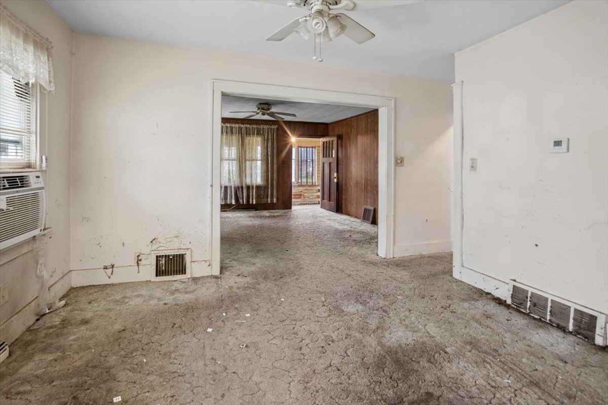 127 South Princeton Avenue Villa Park IL 60181