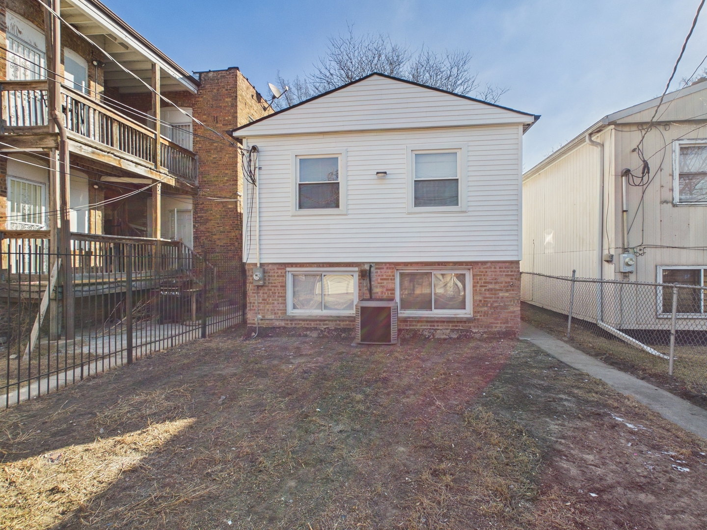 7230 South Champlain Avenue Chicago IL 60619
