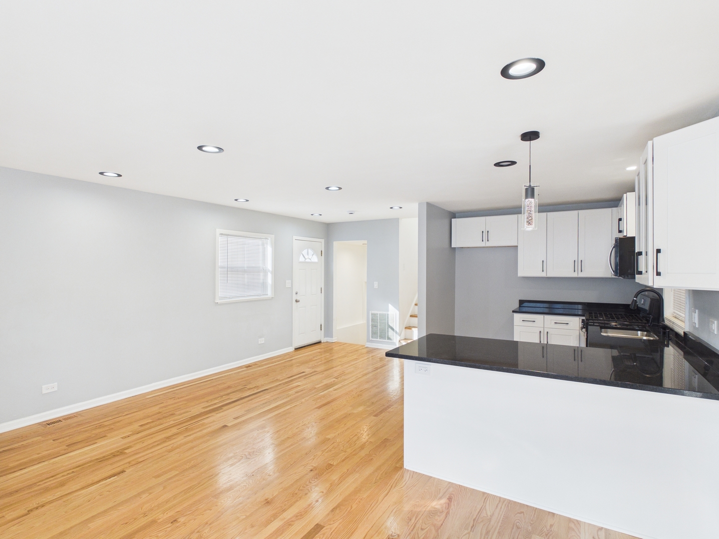 7230 South Champlain Avenue Chicago IL 60619