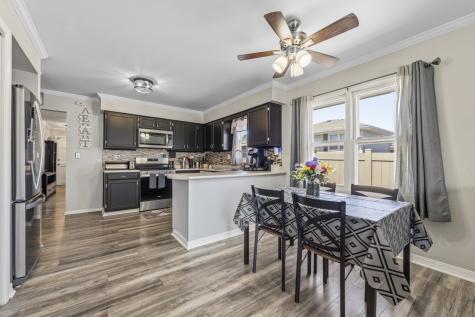 1041 Fulton Drive Streamwood IL 60107