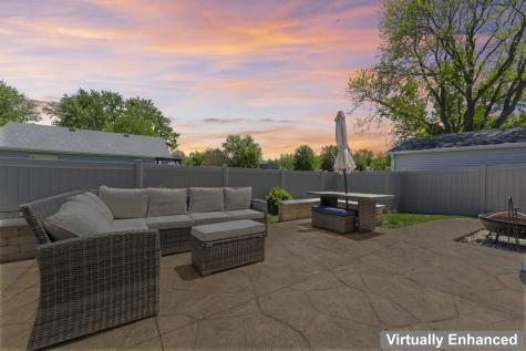 1041 Fulton Drive Streamwood IL 60107