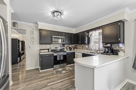 1041 Fulton Drive Streamwood IL 60107