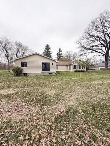 1599 East 2700 North Road Clifton IL 60927