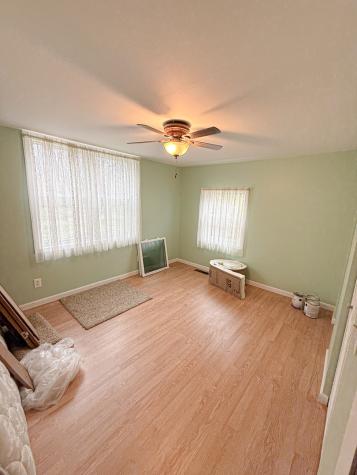 1599 East 2700 North Road Clifton IL 60927