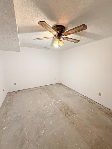 1599 East 2700 North Road Clifton IL 60927