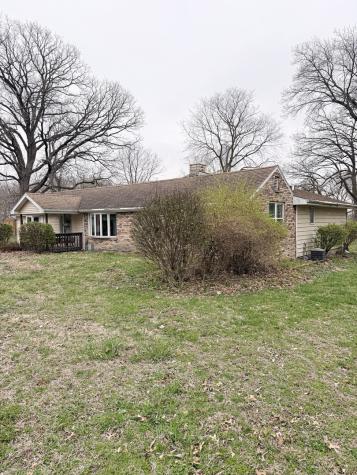 1599 East 2700 North Road Clifton IL 60927