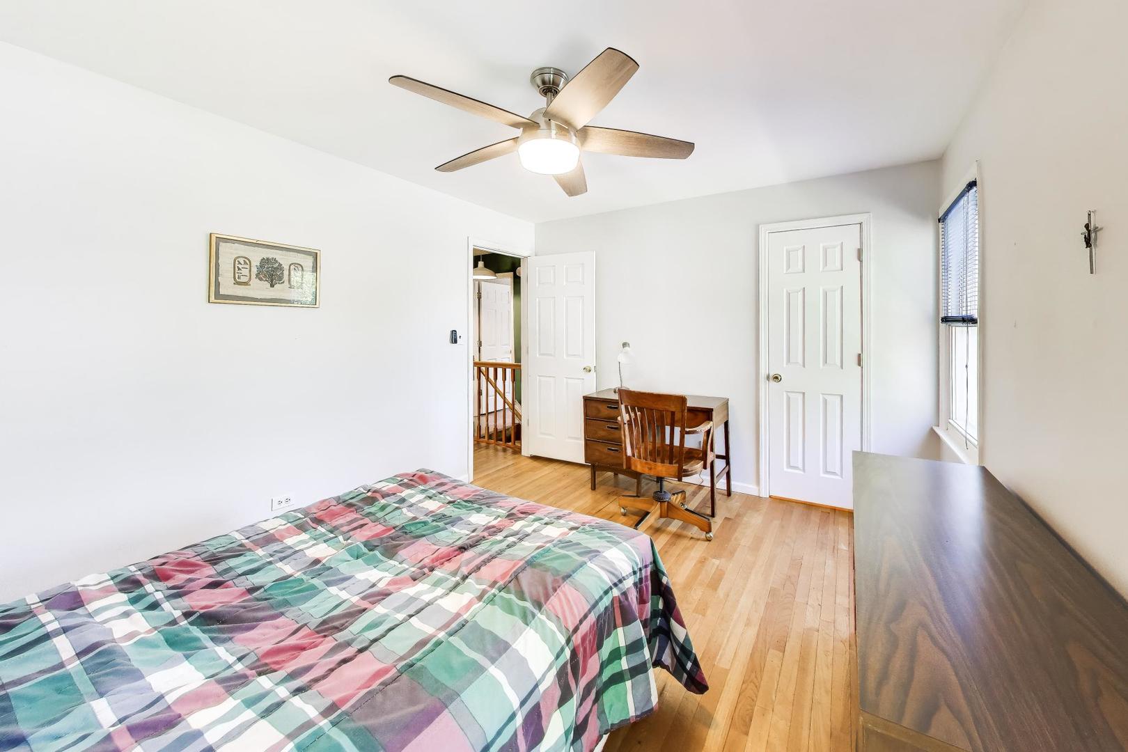 401 Collen Drive Lombard IL 60148