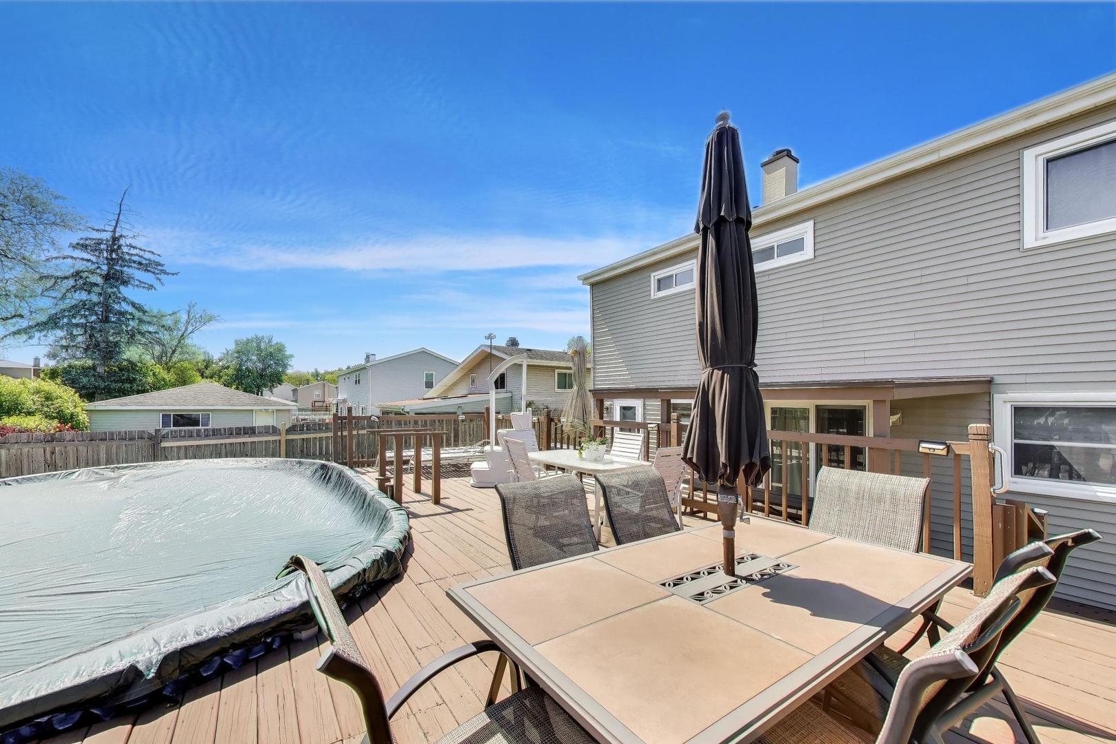 401 Collen Drive Lombard IL 60148